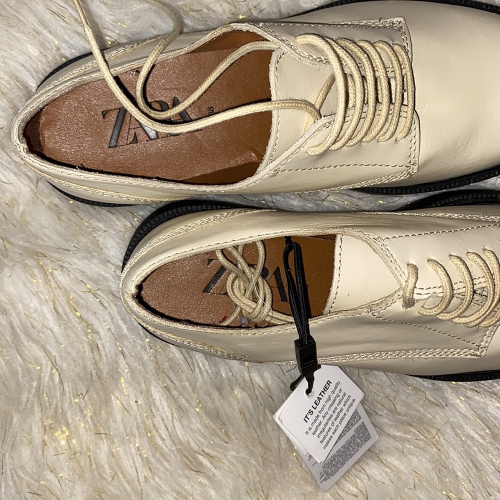 ZARA Low Heeled Leather Derby Shoes Off-White - Picture 10 of 10